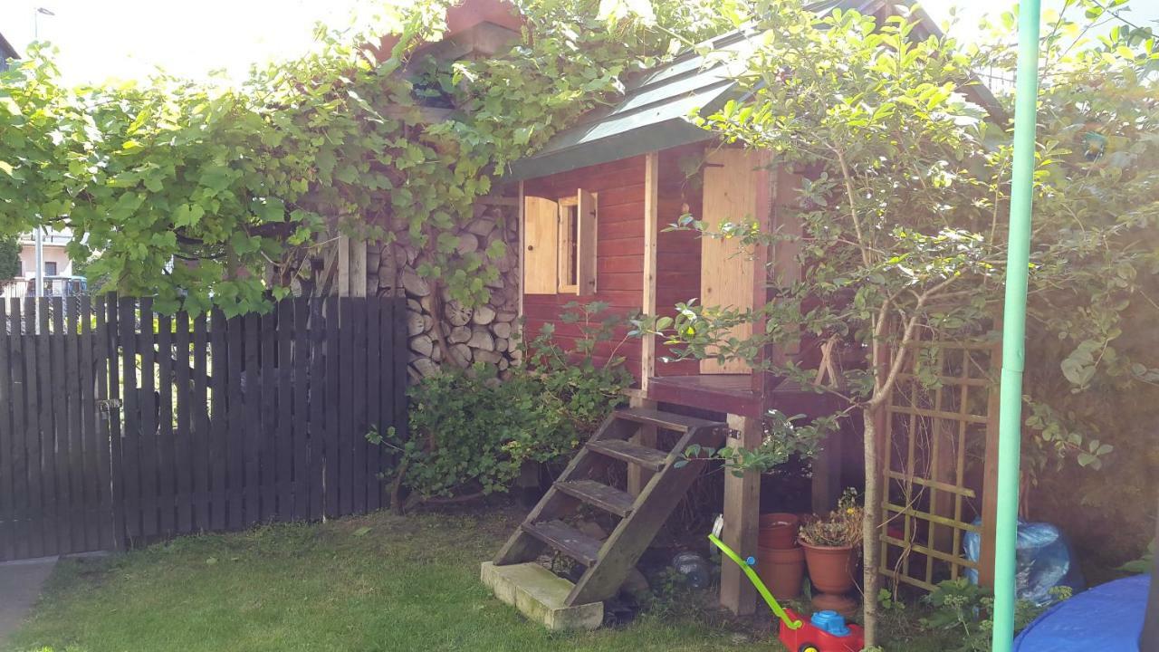 Pokoje U Kamy Ustka Exterior foto